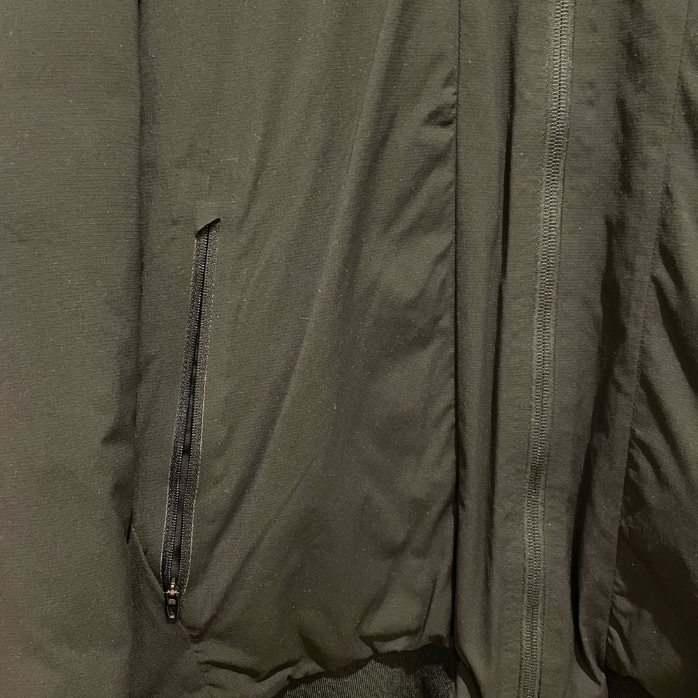 Men's Lululemon Black Bomber Jacket - Picture 2 of 5
